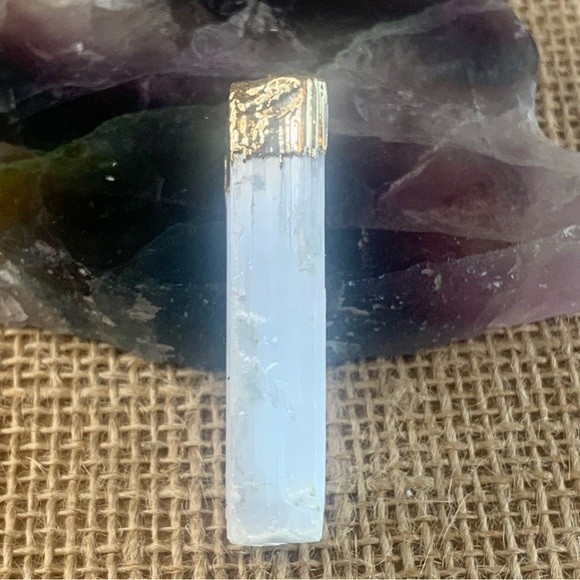 Selenite Healing Crystal Pendant Clears Negativity Brings Positive Energy Gold - Picture 3 of 10